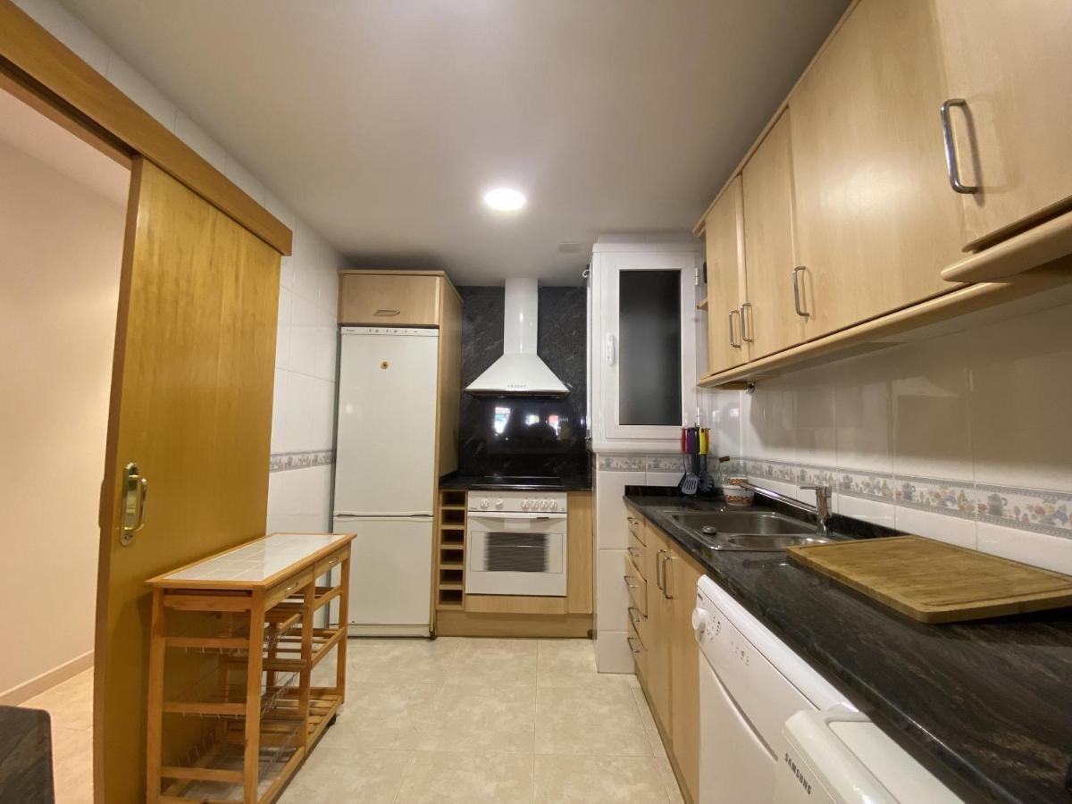 R123 Apartamento En La Planta Baja Con Piscina Cerca De La Playa Calafell Eksteriør billede